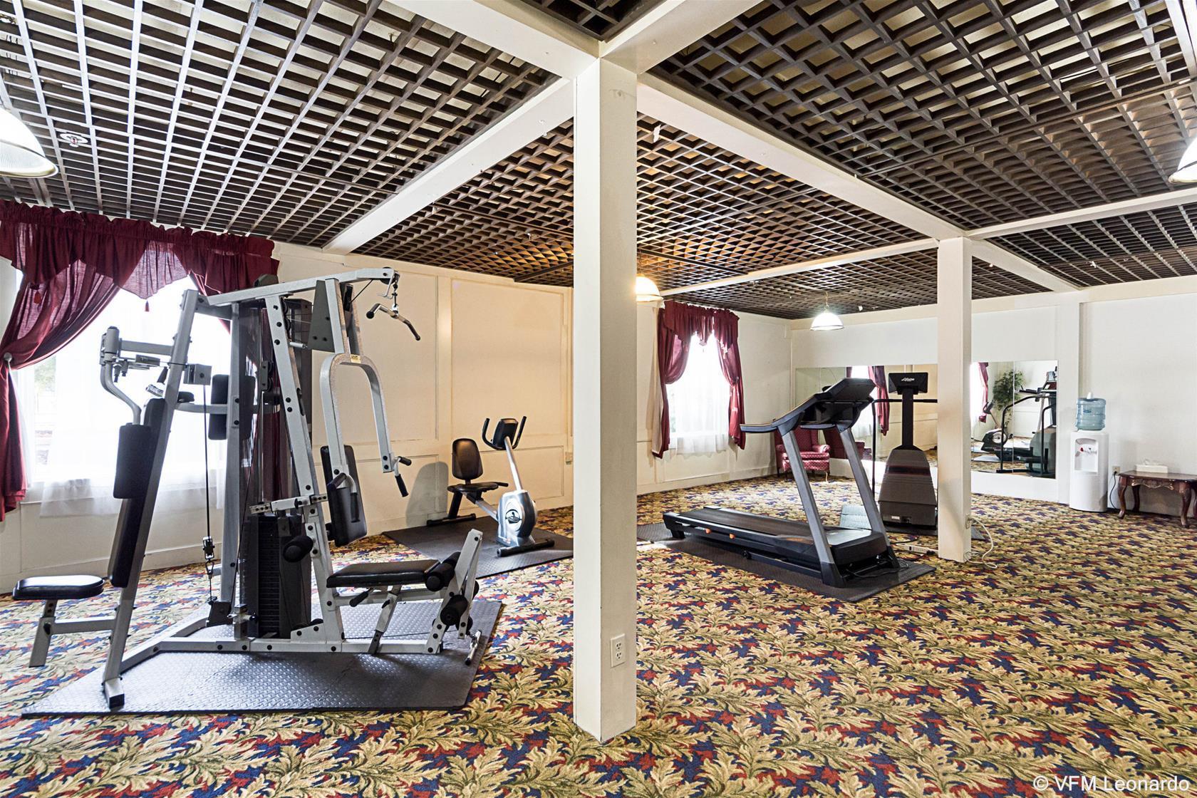 Coratel Plus Suites Wichita West Airport Esterno foto
