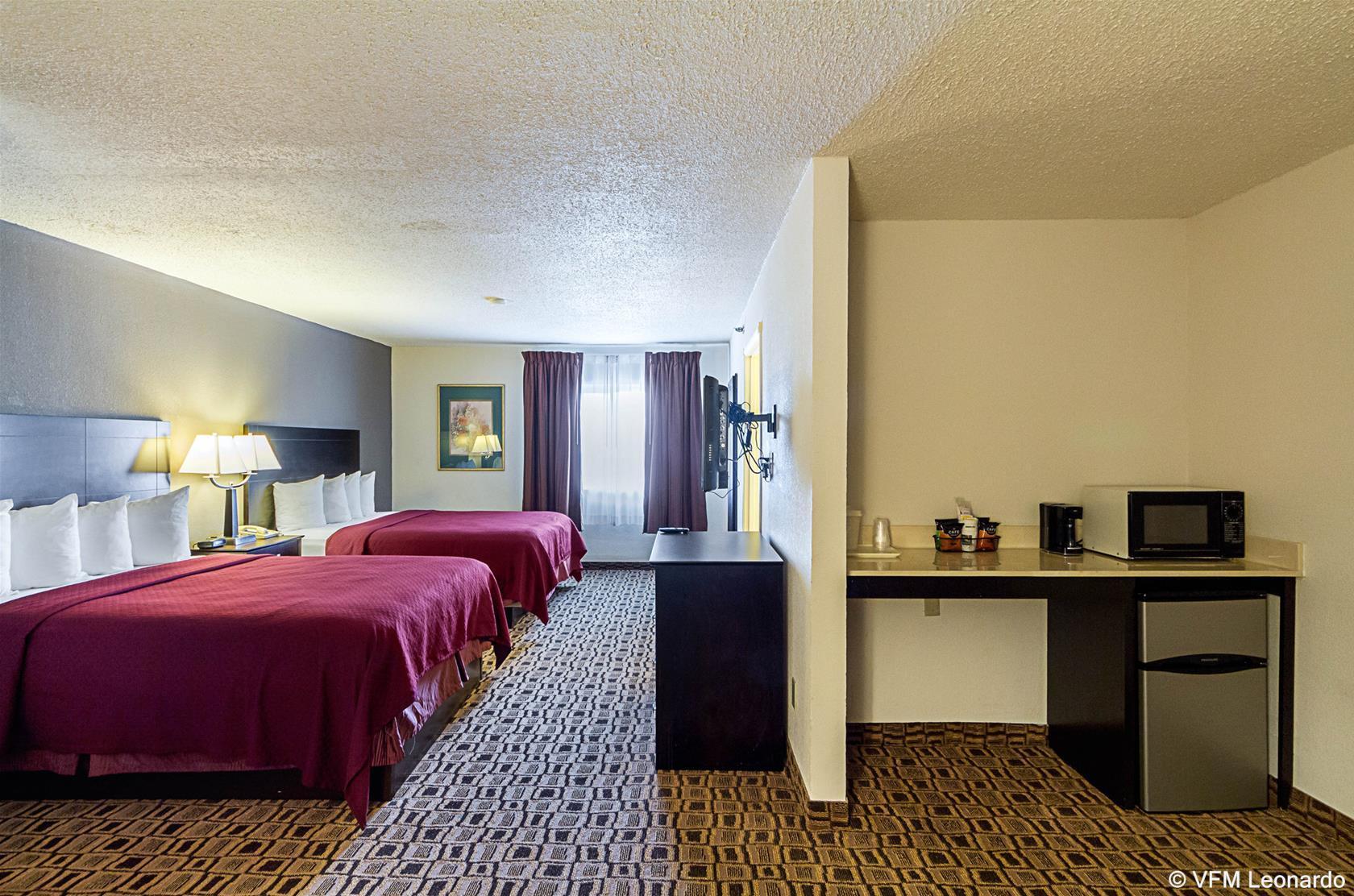 Coratel Plus Suites Wichita West Airport Esterno foto